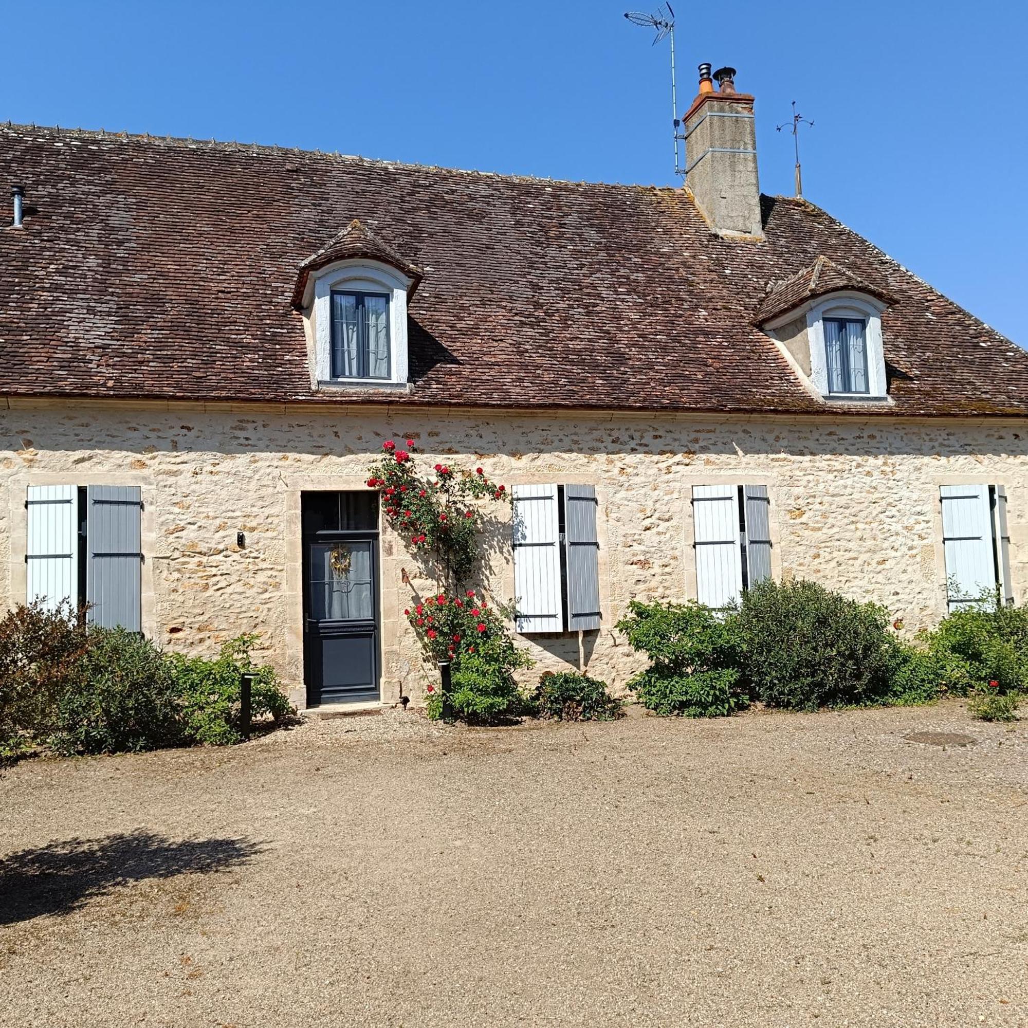 L'Amalgam' Bed and Breakfast Ainay-le-Vieil Buitenkant foto