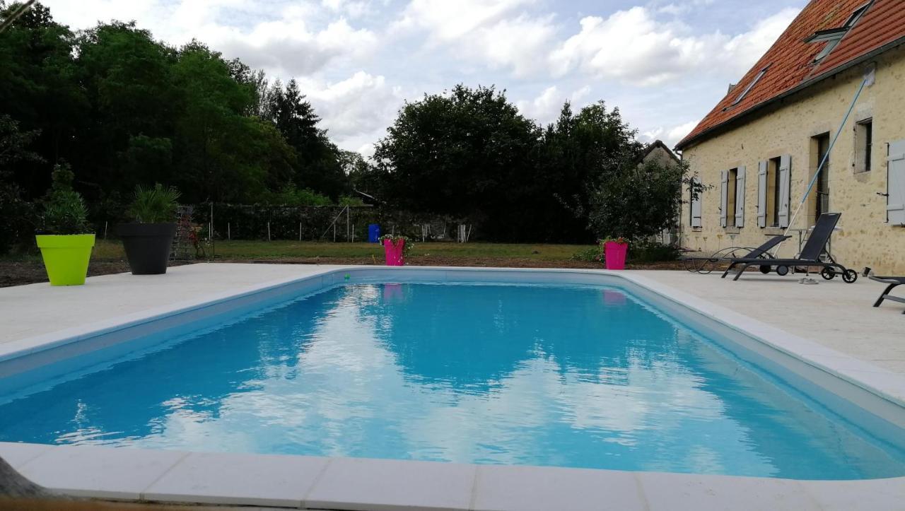 L'Amalgam' Bed and Breakfast Ainay-le-Vieil Buitenkant foto