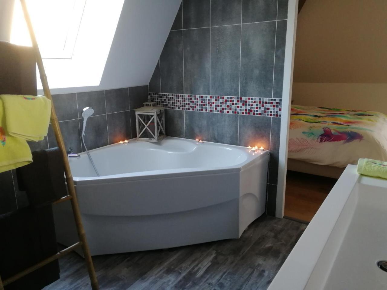 L'Amalgam' Bed and Breakfast Ainay-le-Vieil Buitenkant foto