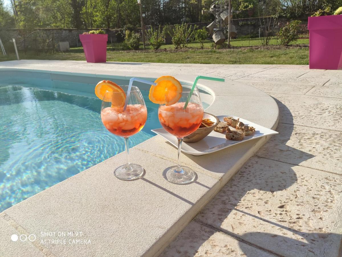 L'Amalgam' Bed and Breakfast Ainay-le-Vieil Buitenkant foto